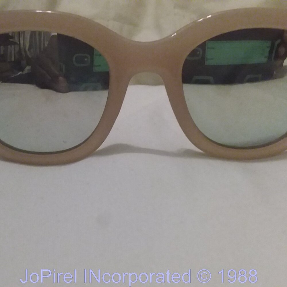 Sunglasses Isaac Mizrahi Silver Mirrored Winter Camouflage